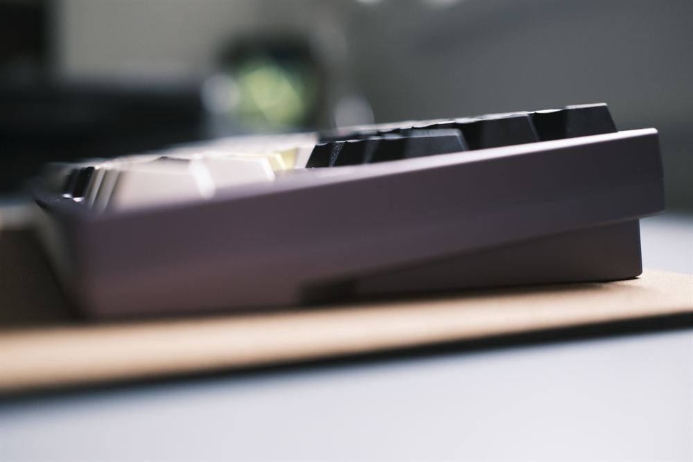 Plywrks Spyder — deep purple anodized TKL with GMK Future Funk